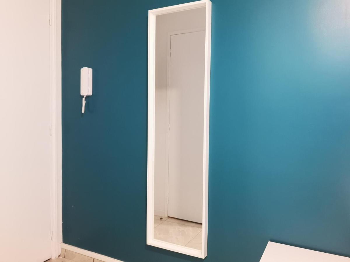 Studio Cosy Hyper Centre Gare Amiens Wifi Netflix 2 Pers المظهر الخارجي الصورة
